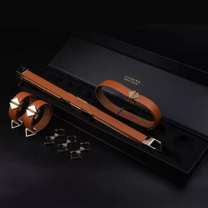 Luxe Bound Leg Spreader